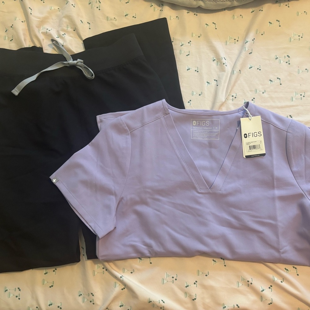 Figs Light Purple Scrub Top and Black Pants Set